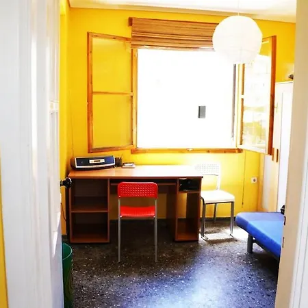 Διαμέρισμα Sunny 25sq Flat, 6th Floor *